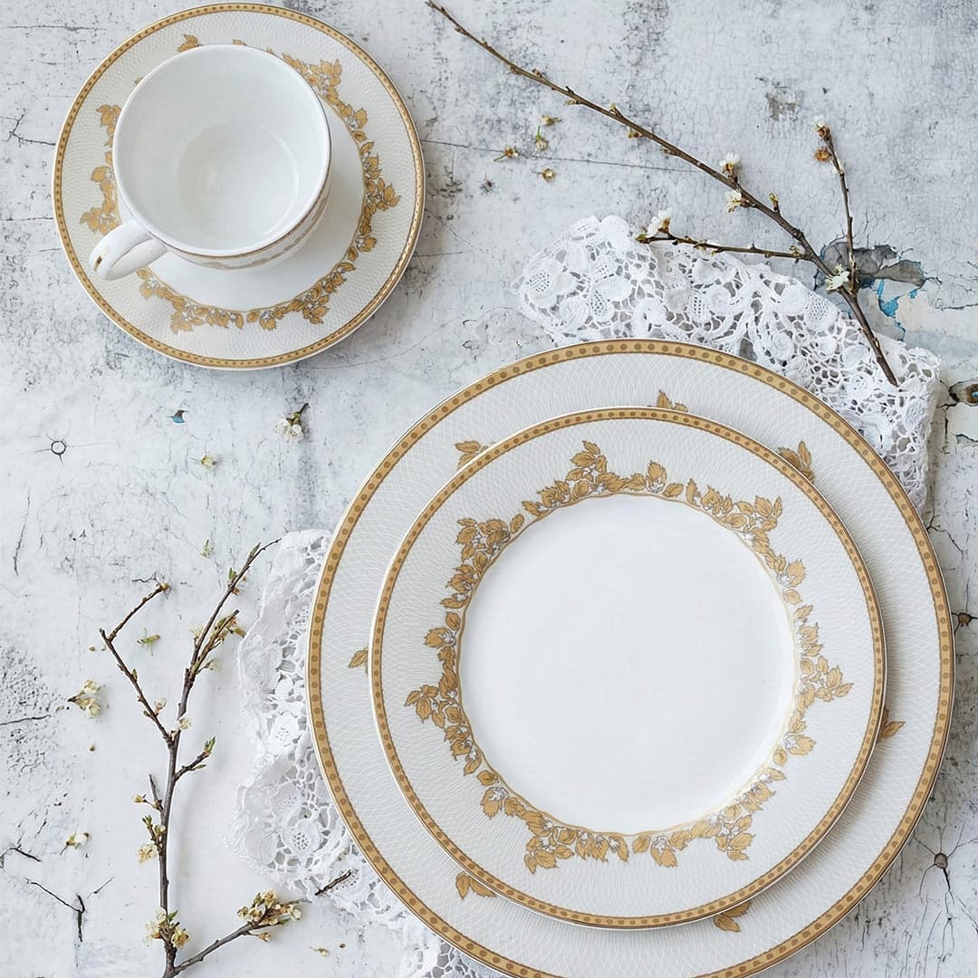 Vintage Dinner Set - Image 3